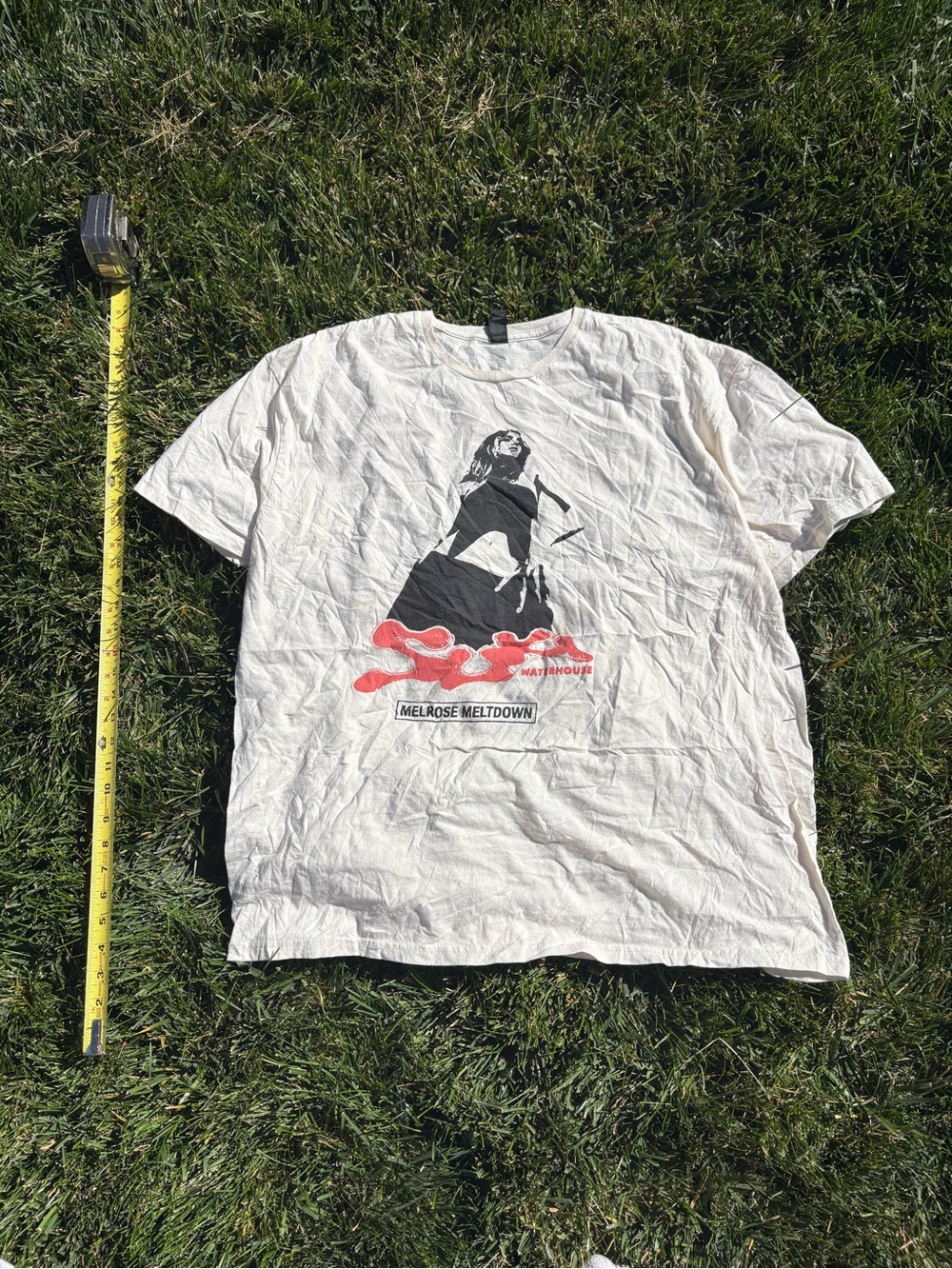 Melrose Meltdown Short-Sleeve Graphic Tee with Red Accent